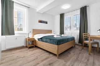 George 01 by Mountain ways - 1