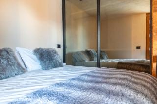 HelloCHALET - The Alpine Suite - Central Studio, Walk to Slopes - 0