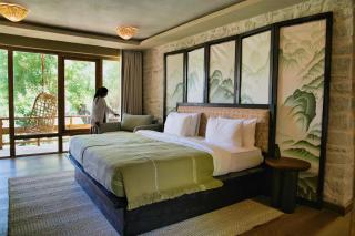 Stone Hedge Hotel - 3