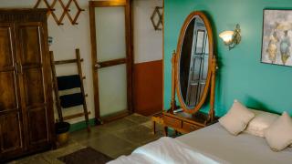 Mariposa Beach Grove - 1