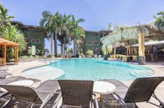 Host Company Jaco Luxury - 0