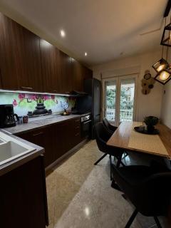 LUX APARTMENT-Thessaloniki - 4
