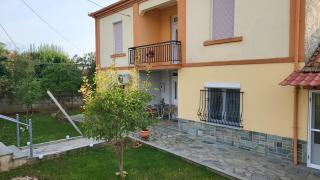 Αυλή της Ελιάς - 9