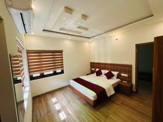 Honeymoon holidays - 8