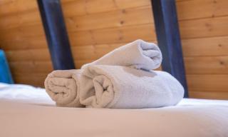 Golden Cabin 1 Gjinar by PikHost - 1