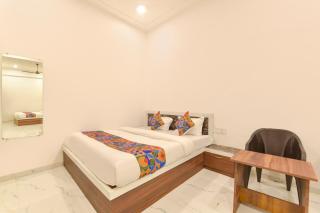 FabHotel Radhy Sham - 1