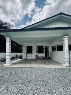 Homestay CikguMa 4 - Wi-Fi & Netflix - 9