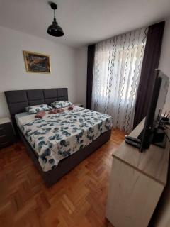 Luxury Andrej Apartment with Garage - 9