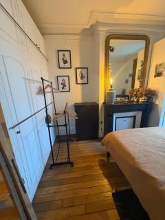Authentic Parisian apartment 12th arrondissement - 3