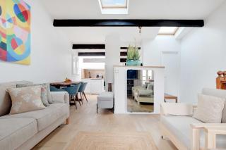 Stunning Duplex 1BR- 4P - Notre-Dame Cathedral - 2