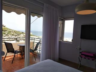 Panoramic View Boutique Suite - 7