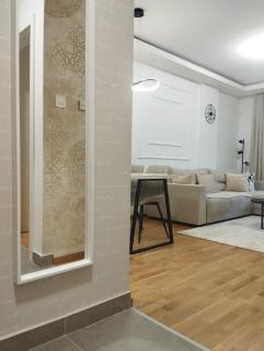 Premier In -FREE GARAGE- - 3