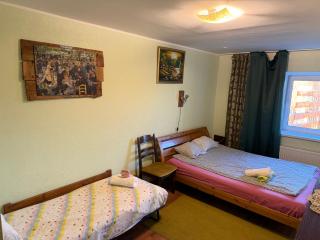 K84, Nice 2- bedroom apartment - 2 big beds 1 single bed - 6