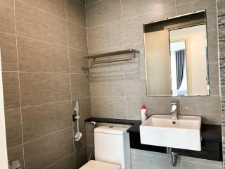 Modern Apartment Free Pool & Gym, Kris Vue D2 - 5