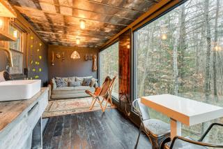 Secluded Red River Gorge Cabin with Rooftop Deck! - 0