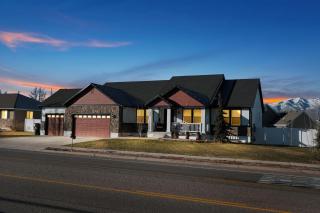 Modern 6BR Home Near Park City home - 5