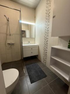 Bright Apartment in City Centre - 5