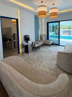 Santorini check in - 4