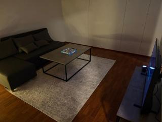 Spacious two-bedroom apartment, 247 self check-in, quiet stop - 2