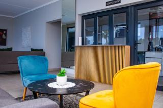 Luxury 1 Bed Apartment - 8