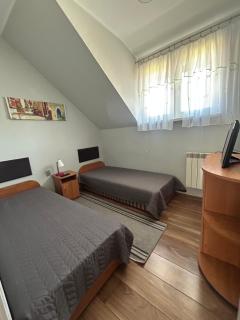 Apartament Studio 100 metrów do Kolejki na Skrzyczne Myśliwska 98 - 4