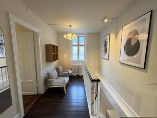 320 SQM Townhouse by the Marble Church - 2