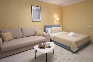 102 центр, 1-6 гостей 2-х комн кв с 2-мя кроватями и 2-мя диванами на 23м этаже,кондиционер,фильтр воды, смарт ТВ, интернет бесплатный - 9