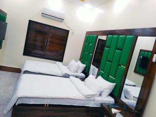 Hotel Alpine Guest House - 2