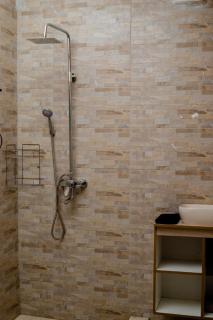 Beautiful home, Quiet & Serene - 6