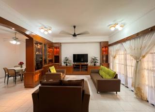 Spacious Private 4-Bedroom Home in Tambun - 0