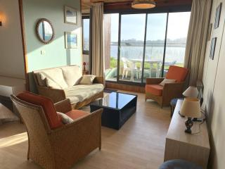 Appartement avec terrasse VUE MER plage de Trestraou à PERROS-GUIREC- REF 904 - 8