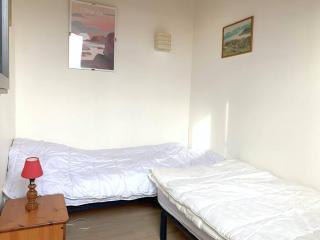 Appartement avec terrasse VUE MER plage de Trestraou à PERROS-GUIREC- REF 904 - 1