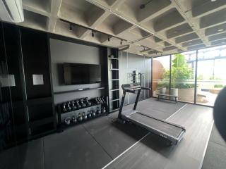 Modern One-bedroom Apartment - 2