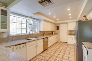 Bright Indio Home with Pool about 2 Mi to Coachella - 9