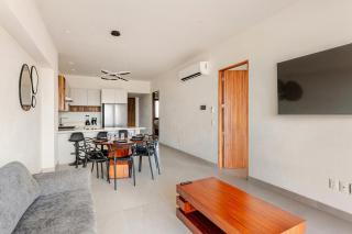 Departamento moderno de 2 recámaras con alberca en Nuevo Vallarta - 1