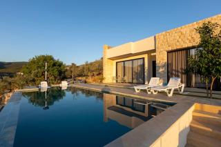 Jude's Guesthouse, Chabtine - 15mns from Batroun - 9