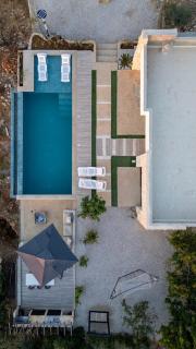 Jude's Guesthouse, Chabtine - 15mns from Batroun - 5