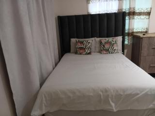 Rato Thato Guest House - Durban - 5
