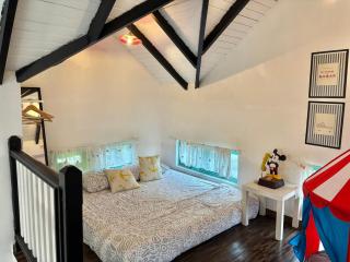 Sea Kecil Tiny House near Jetty of Kuala Besut - 1