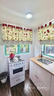 Sea Kecil Tiny House near Jetty of Kuala Besut - 4