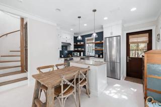 Sea La Vie Seaside Carriage House - 9