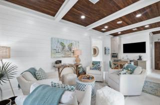Sea La Vie Seaside Main House - 2