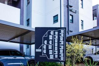 Luxury 1 Bed Apartment - 6