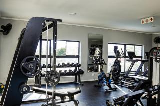 Luxury 1 Bed Apartment - 1