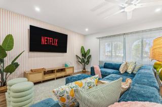 Backyard Paradise Sleeps 14 Arcade Games Spa - 1