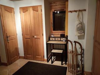 Spacieux T3, 6 pers, calme, balcon, parking, casier à skis, navette à 150m - FR-1-572-278 - 2