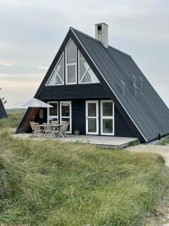 Architect-Designed Gem At The West Coast - 2