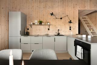 Cabin Overlooking Ryfylke Fjord - 6