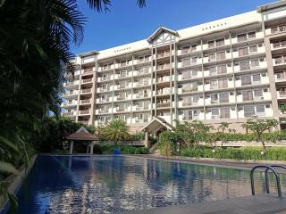 Casa Alea Serenity by TinTan - Cozy 3BR Condo Unit - 1