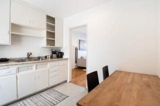 Budget One Bedroom Close to Pico and Beverly Hills - 4